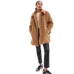 NWOT Gap Women`s XL Golden Brown Button Front Sherpa Teddy Coat